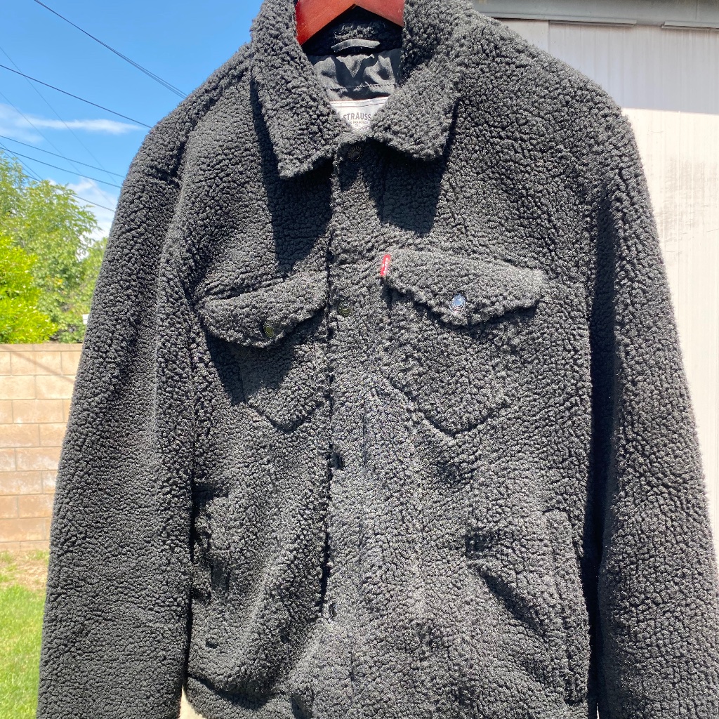Levi's Men's Cozy Vintage Sherpa Trucker Jacket